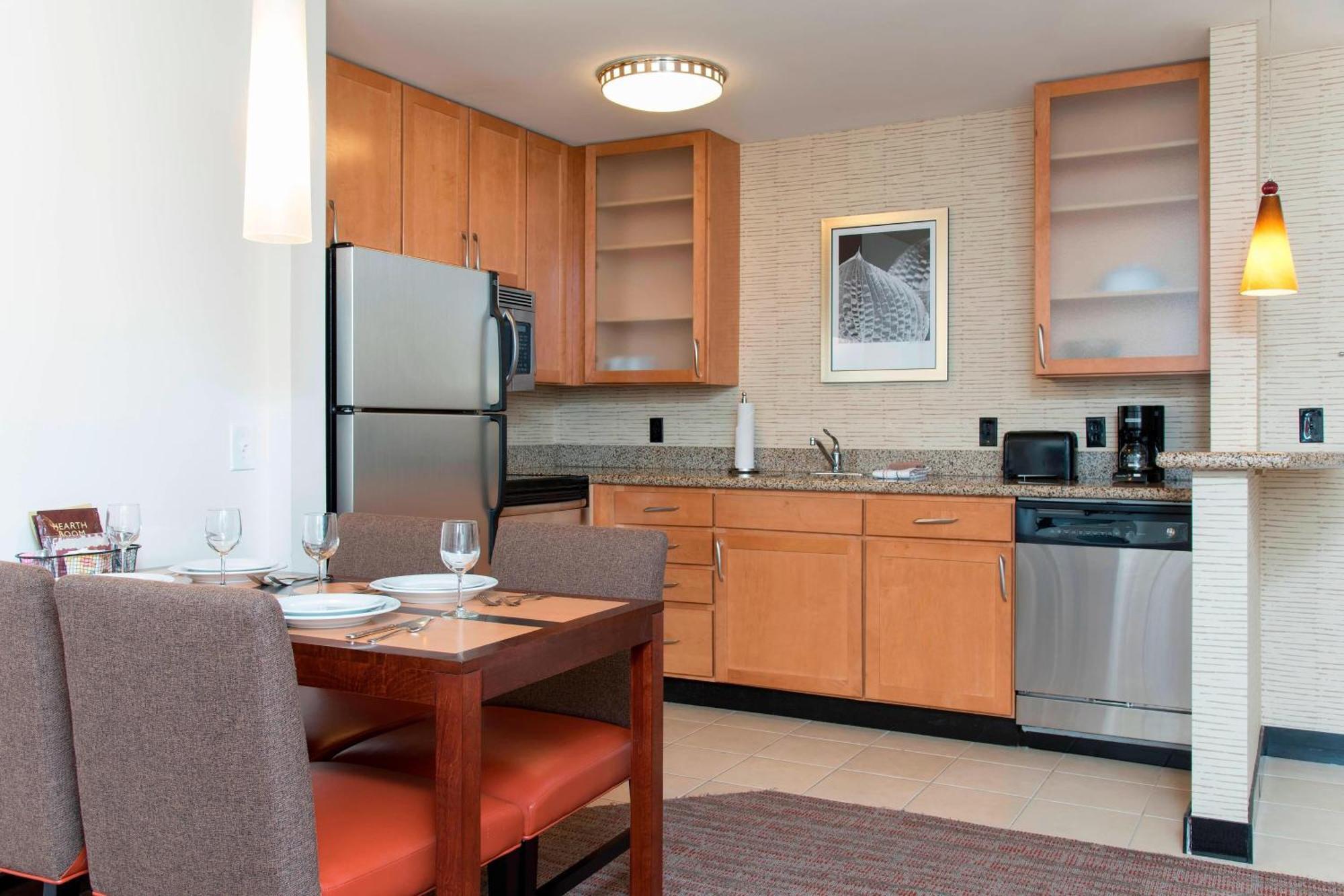 Residence Inn Moline Quad Cities Εξωτερικό φωτογραφία